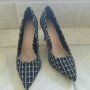 NY&C plaid heels 👠